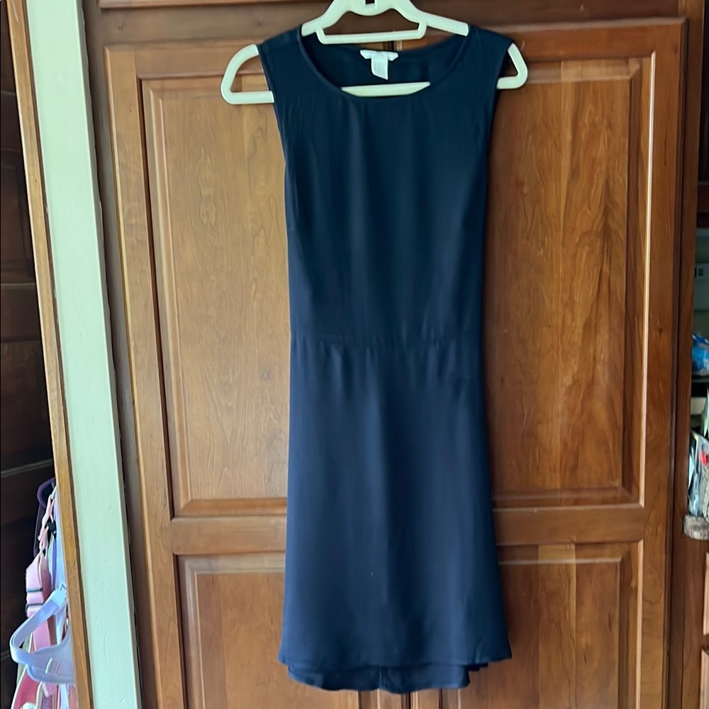 Classic Sleeveless Navy Blue Dress